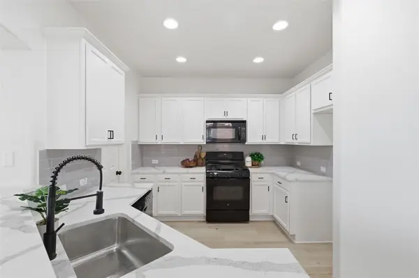 461 Hot Spring VLY, Buda, TX 78610