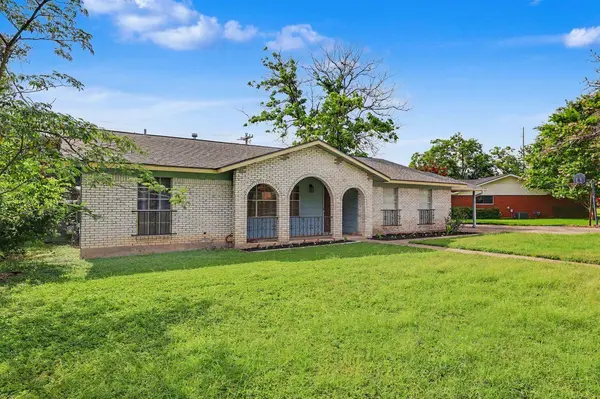 1811 Terry LN, Georgetown, TX 78628