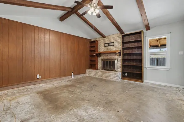1811 Terry LN, Georgetown, TX 78628