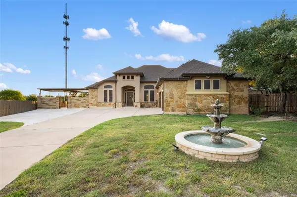321 Sarahs LN, Liberty Hill, TX 78642