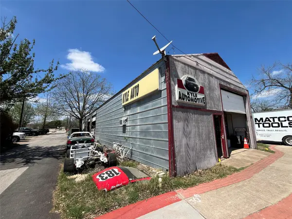 107 N Main ST, Kyle, TX 78640