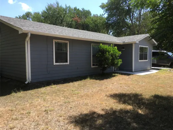 298 Lamaloa LN, Bastrop, TX 78602