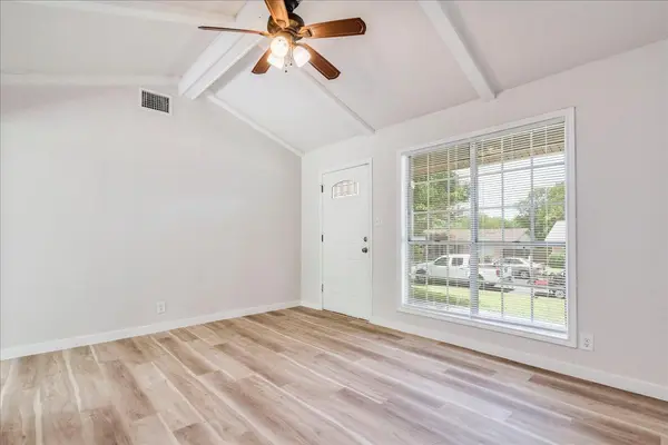 200 E Pheasant DR, Austin, TX 78753