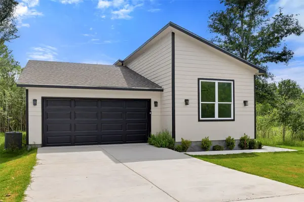 113 Mokulua LN, Bastrop, TX 78602