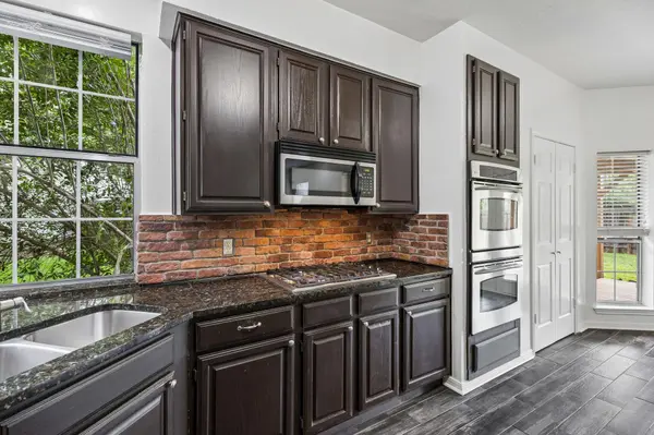 10400 Orourk LN, Austin, TX 78739