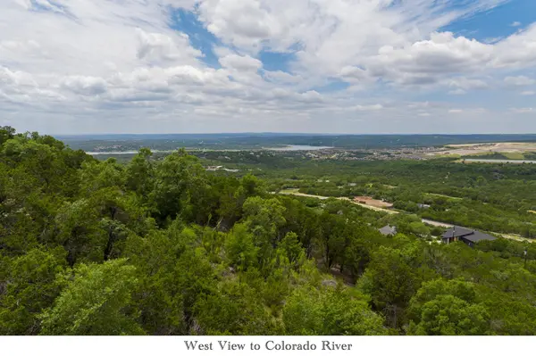 8220 Bar K Ranch RD, Lago Vista, TX 78645