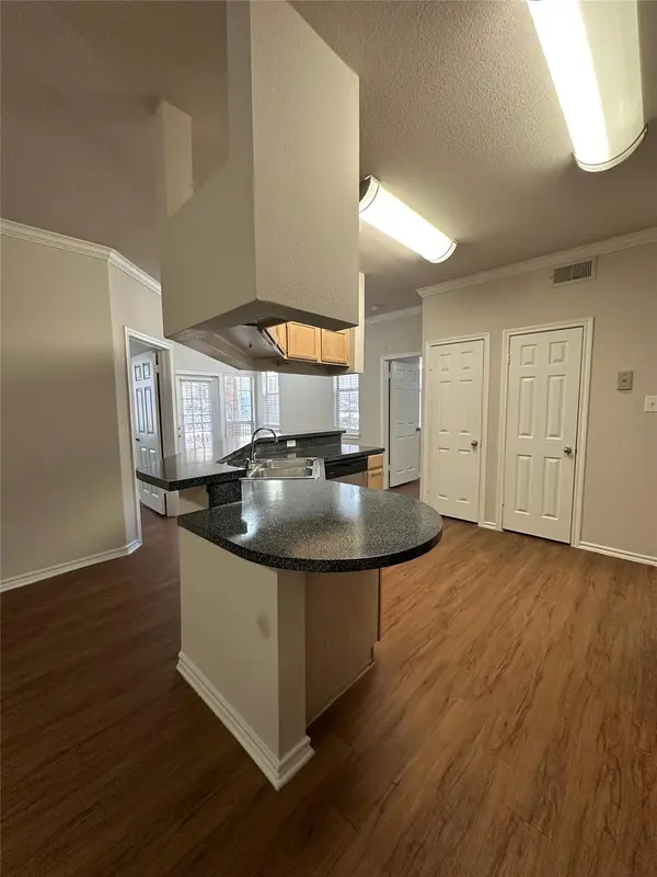 6804 N Capital Of Texas HWY #212, Austin, TX 78731
