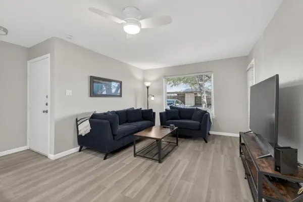 8210 Bent Tree RD #116, Austin, TX 78759