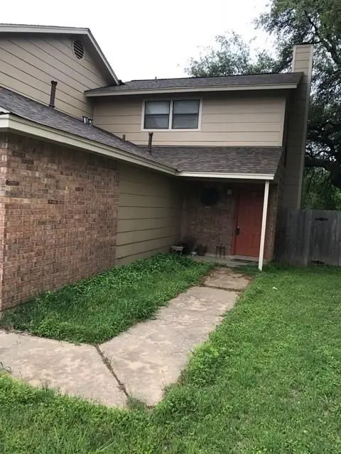 9102 Sedgemoor TRL #B, Austin, TX 78748