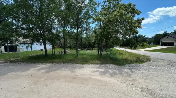 103 E Keomuku LN, Bastrop, TX 78602