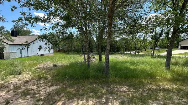 103 E Keomuku LN, Bastrop, TX 78602
