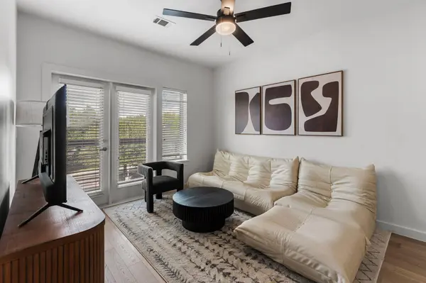 2505 Thornton RD #2204, Austin, TX 78704