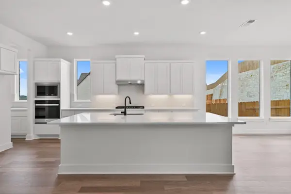 1305 Jolie Rose BND, Leander, TX 78641