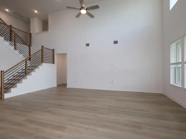 3716 Plentywood LN, Leander, TX 78641