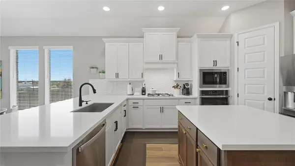 344 Carpenter Hill DR, Buda, TX 78610