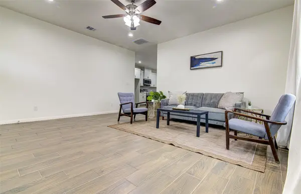 129 Kawainui LN, Bastrop, TX 78602