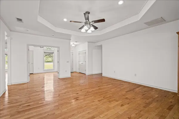 1703 Wofford DR, Burnet, TX 78611