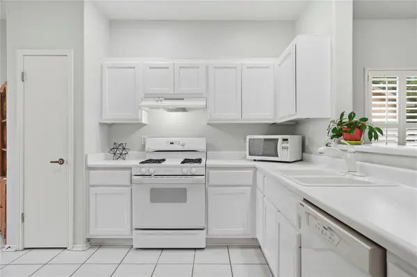 117 Whitewing WAY, Georgetown, TX 78633