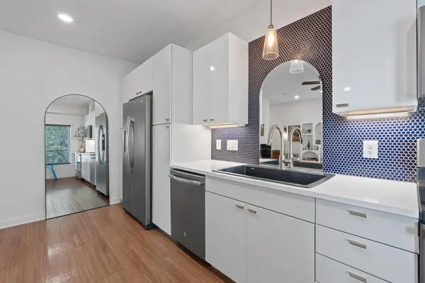4361 S Congress Ave #322, Austin, TX 78745