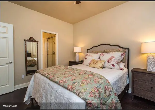 2508 Enfield RD #11, Austin, TX 78703