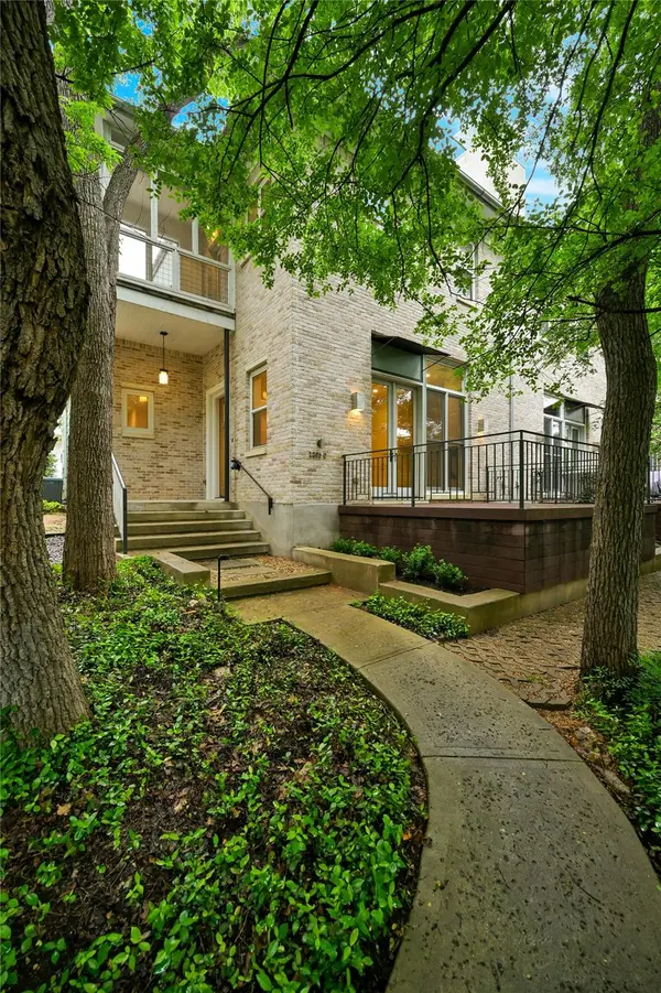 1205 Norwalk LN #D, Austin, TX 78703