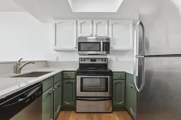 119 E 6th ST #703, Austin, TX 78701