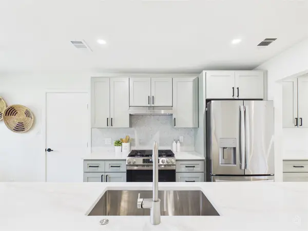 7312 Bucknell DR, Austin, TX 78723