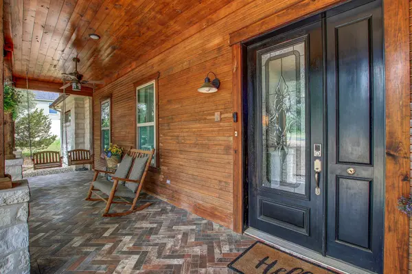 104 Kendall RD, Spicewood, TX 78669