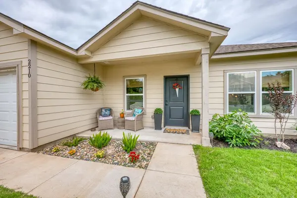 2210 McArthur Ave, Kingsland, TX 78639
