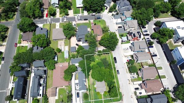 1104 Brass ST, Austin, TX 78702
