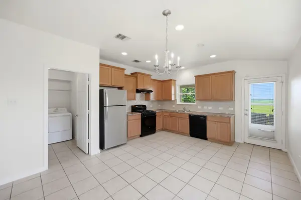 209 Hoya LN, San Marcos, TX 78666