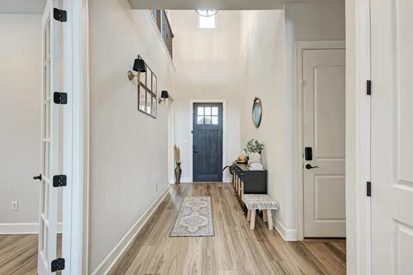 1105 White Daisy LN, Georgetown, TX 78628