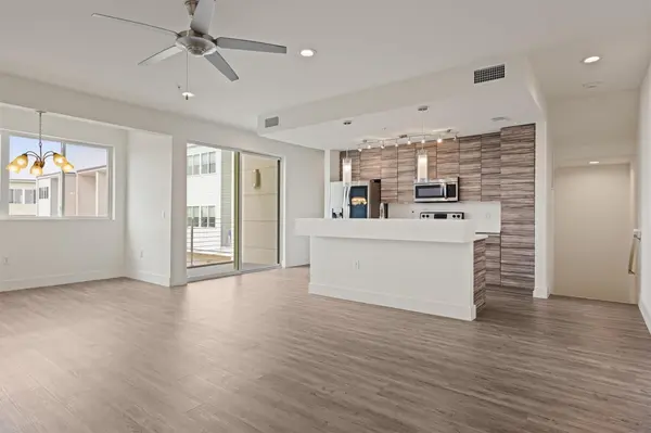 604 N Bluff DR #244, Austin, TX 78745