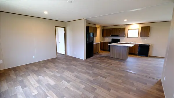 161 Azalea CT, Dale, TX 78616