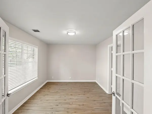 8001 Brienne DR, Round Rock, TX 78681