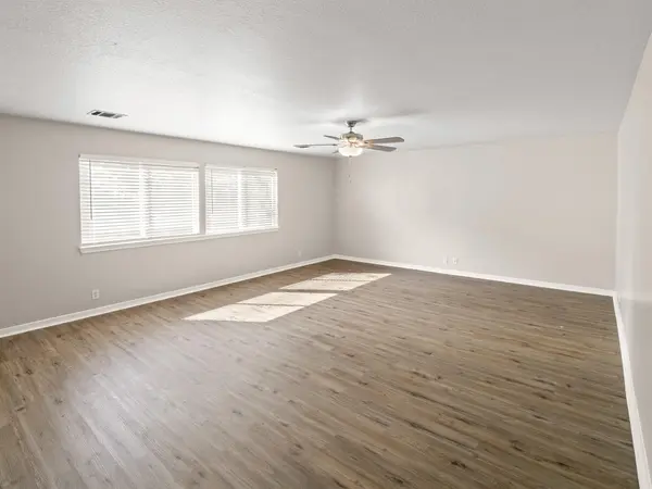 8001 Brienne DR, Round Rock, TX 78681