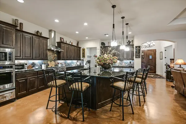 250 BROWN SADDLE CV, Driftwood, TX 78619