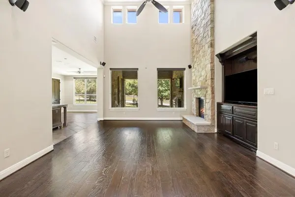 105 Aruba CT, Lakeway, TX 78734