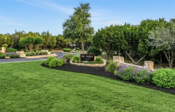 7301 Matisse Pointe DR, Jonestown, TX 78645