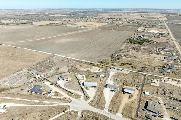 20113 Maynard CT, Coupland, TX 78615