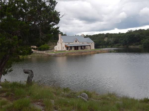 3777 Middle Creek RD, Blanco, TX 78606