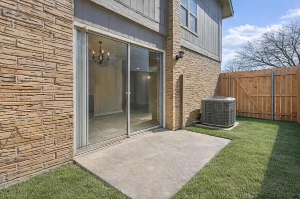 1210 Southport DR #A, Austin, TX 78704