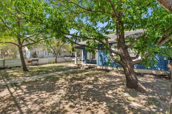 1910 Kinney Ave, Austin, TX 78704