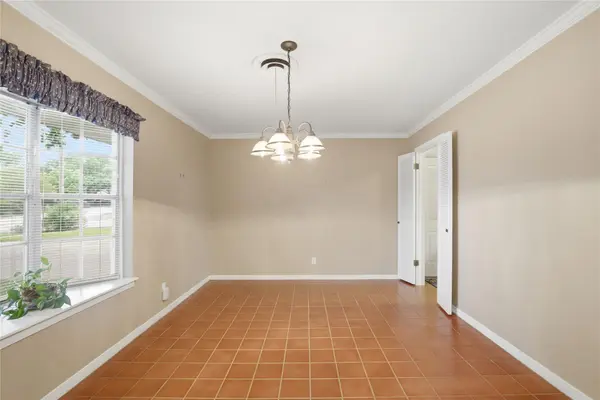 2902 Dover PL, Austin, TX 78757