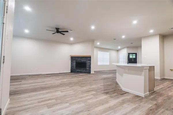 1205 Gazania DR, Pflugerville, TX 78660