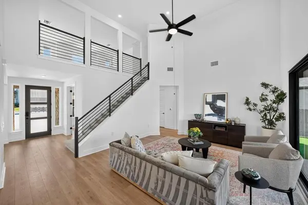 9204 The Ravine WAY, Austin, TX 78744