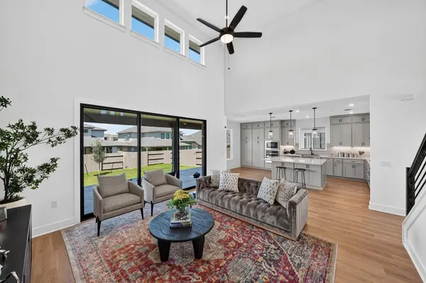9204 The Ravine WAY, Austin, TX 78744