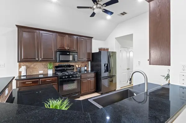 700 Walsh Hill TRL, Cedar Park, TX 78613
