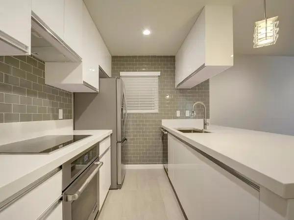 3110 Red River ST #C-402, Austin, TX 78705