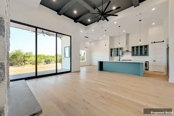 107 Comanche Agate, Horseshoe Bay, TX 78657
